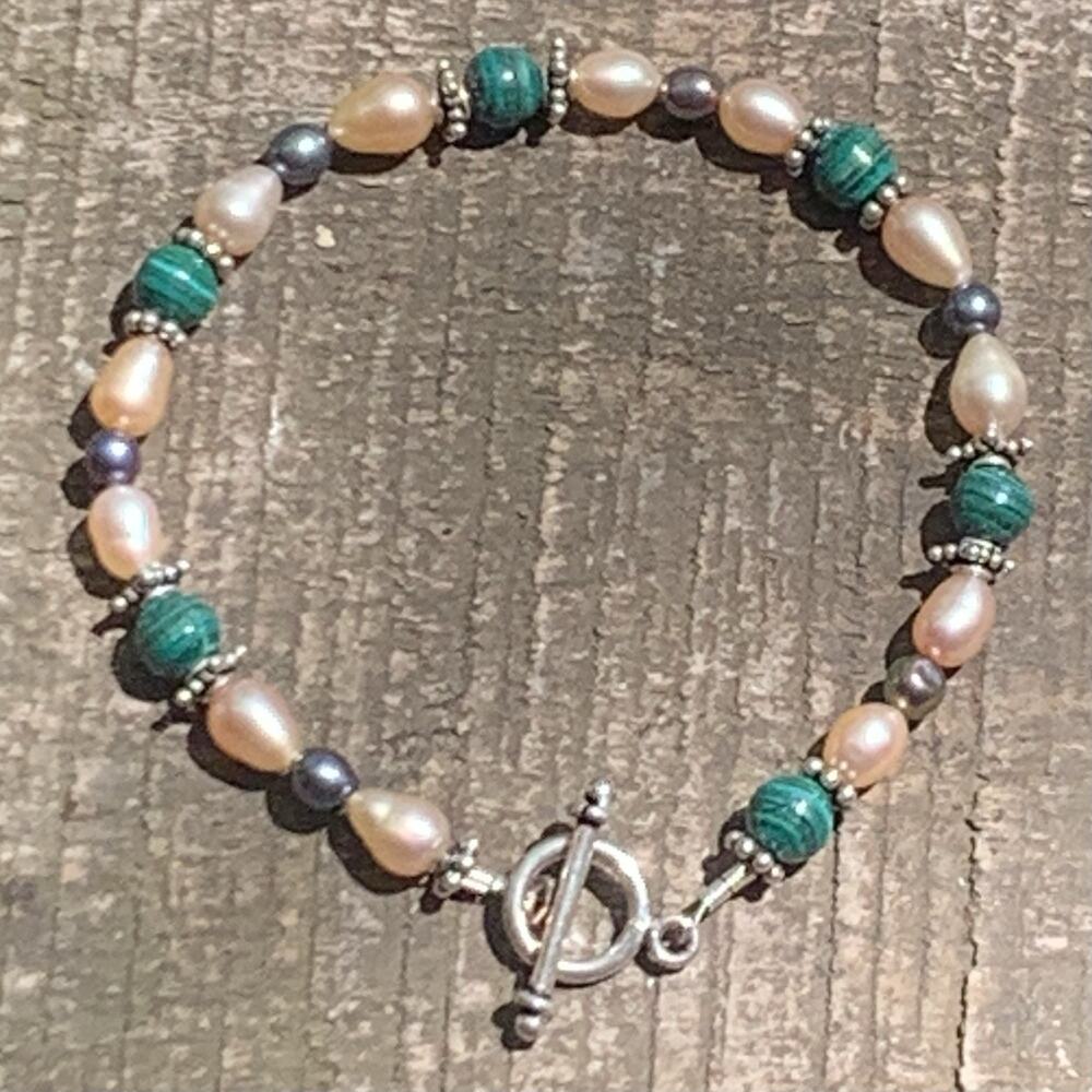 Sterling Silver, Pearl and Malachite Beaded Bracelet 7.75 Inch